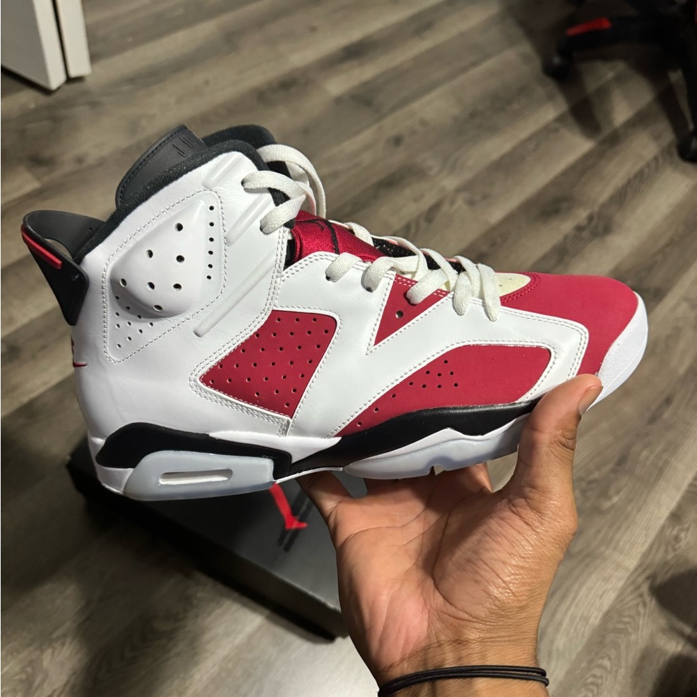 Jordan retro 6 “Carmine” 2021